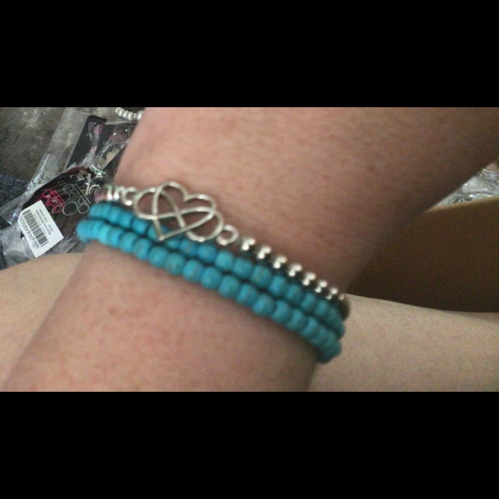 Paparazzi heart bracelet